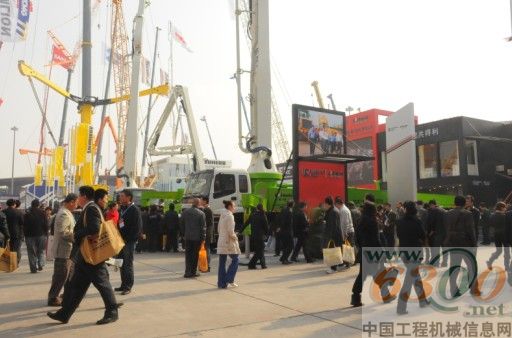 鸿得利，宝马展