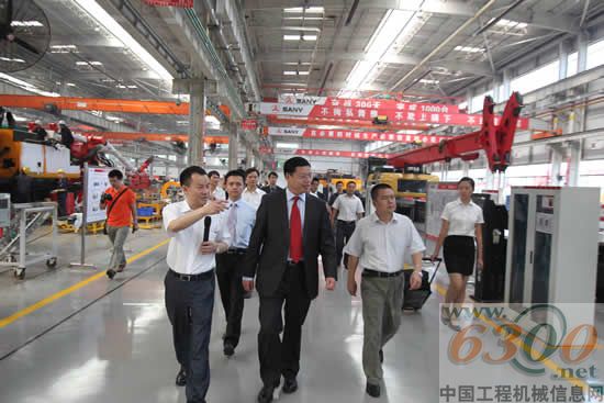 三一重工,中建材